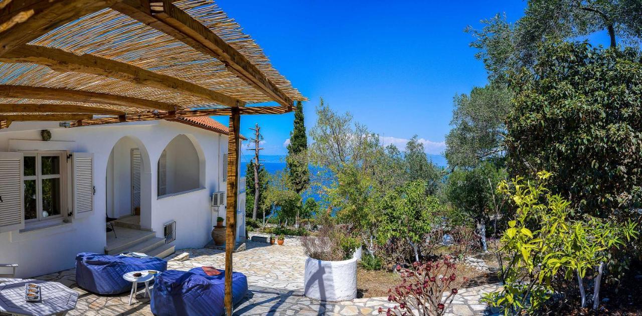 Paxosblue Suites & Villas ガイオス エクステリア 写真