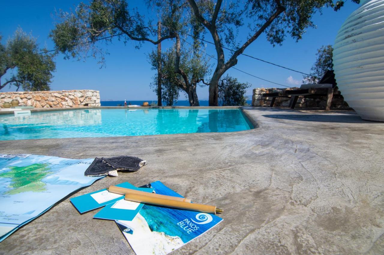 Paxosblue Suites & Villas ガイオス エクステリア 写真